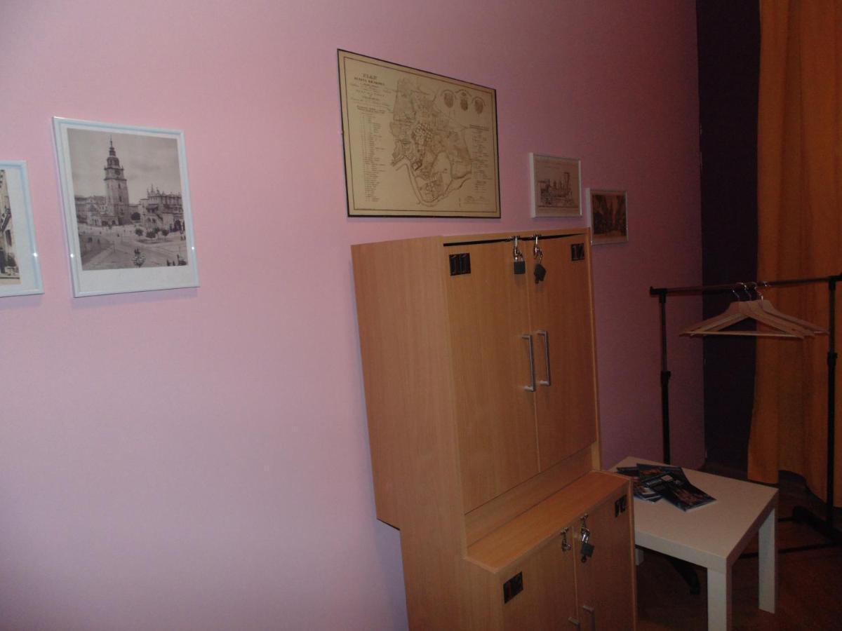 Hostel Motion Krasków Eksteriør bilde