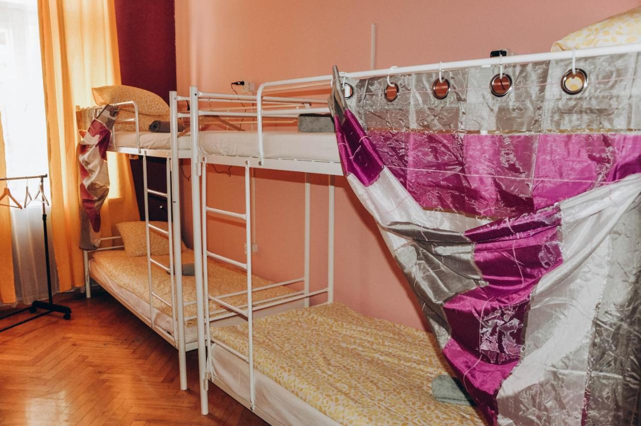 Hostel Motion Krasków Eksteriør bilde
