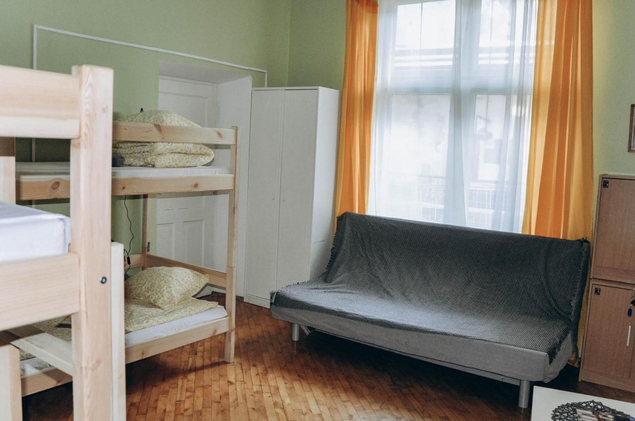 Hostel Motion Krasków Eksteriør bilde